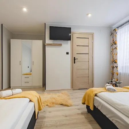 Wilczkowe Izby Farm stay *