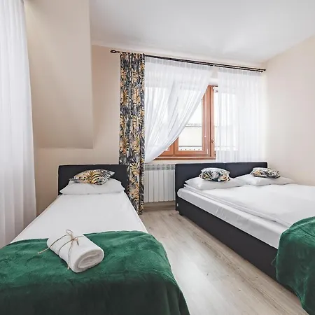 Wilczkowe Izby Leśnica